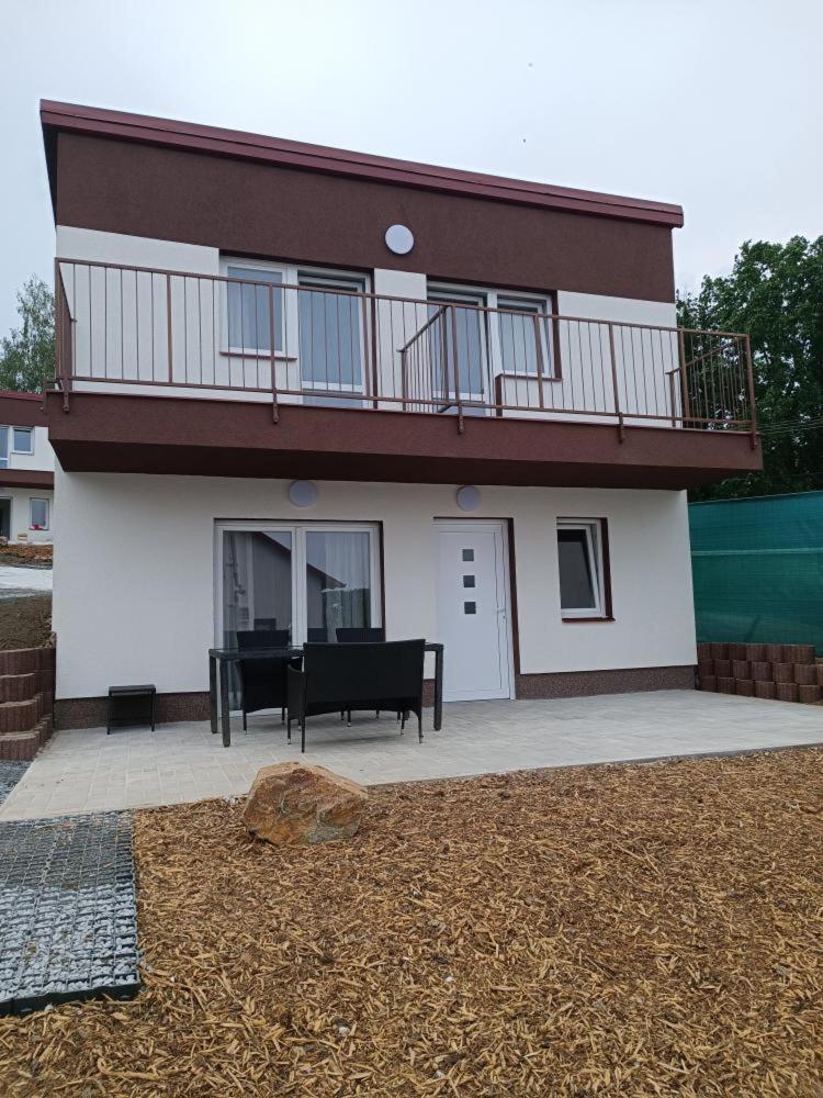 Pnovany Chaty A Apartmany Hracholusky Kemp Kosatka מראה חיצוני תמונה